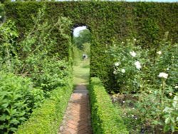 Sissinghurst June 2008 Wallpaper