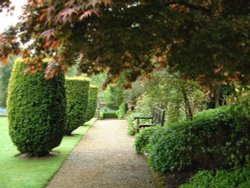 Groombridge Place Gardens May 2001 Wallpaper