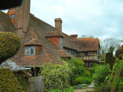 Great Dixter, May 2001 Wallpaper