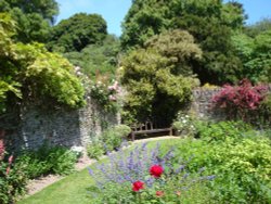 Coleton Fishacre, June 2009 Wallpaper