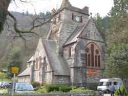 Saint Mary's Church, Betws-y-Coed Wallpaper