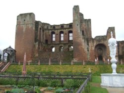 The Norman Keep, Kenilworth Castle Wallpaper