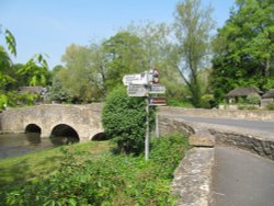 Bibury Wallpaper