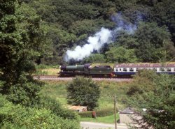 Odney manor on the Gwili Railway, near Bronwydd Arms Wallpaper