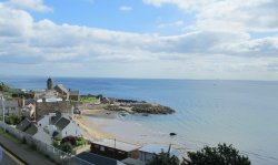 Kinghorn Harbour. Wallpaper