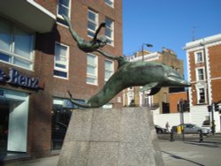 Cheyne Walk, Boy on a Dolphin Wallpaper