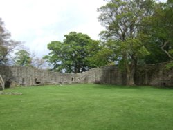 Loch Leven Castle Wallpaper