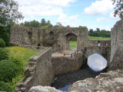 Leeds Castle Kent Wallpaper