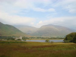 Kilchurn Castle from the A819 Wallpaper