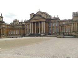 Blenheim palace Wallpaper