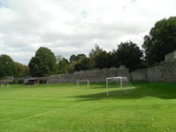 Winchester, ruins of the Wolvesey Castle Wallpaper