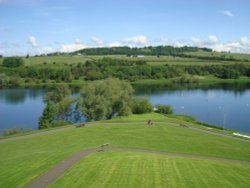 The Peel and Linlithgow Loch Wallpaper