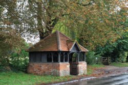 Shelter at Rotherfield Greys Wallpaper