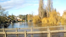 Thrapston Floods Wallpaper