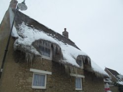 Titchmarsh icicles Wallpaper