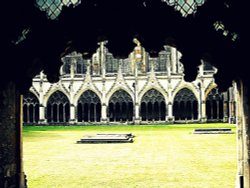 Canterbury Cathedral Cloisters Wallpaper