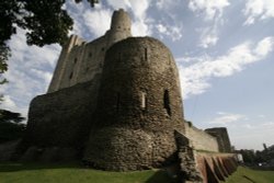 Rochester Castle Wallpaper