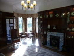 Bantock House Museum. Wallpaper