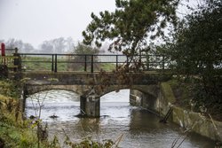 Sywell Bridge across overspill Wallpaper