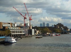 The Thames, London Wallpaper