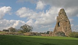 Hadleigh Castle and Ruins Wallpaper