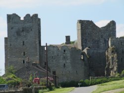 Bolton Castle, North Yorkshire Wallpaper