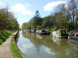 Canal boats, Hatton Wallpaper