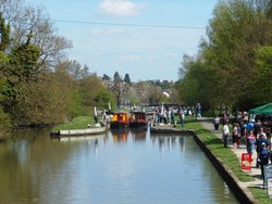 Hatton Locks Wallpaper