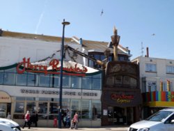 Harry Ramsden fish shop, Great Yarmouth, Norfolk Wallpaper