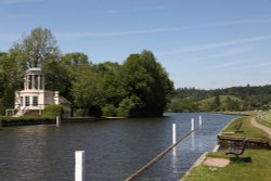 Temple Island, Remenham Wallpaper