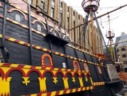 The Golden Hind, London Wallpaper