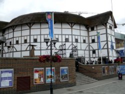 Shakespeares - The Globe Theatre, London Wallpaper