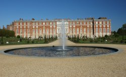 Hampton Court Palace Wallpaper