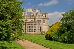 Stoke Rochford Wallpaper