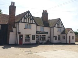 The Shepherd Inn Pub, Kelvedon Hatch Wallpaper