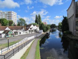 The Grand Union Canal Wallpaper