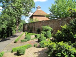 Eastcote House Gardens Wallpaper