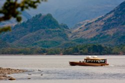 Lake cruise Derwent Water Wallpaper