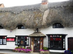 The Old Thatched Cottage Restaurant, Dunchurch Wallpaper