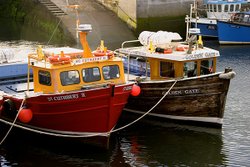 Pleasure Boats, Seahouses Wallpaper