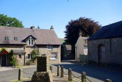 Castleton, Derbyshire Wallpaper