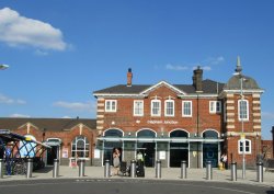 Clapham Station Wallpaper