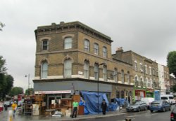 Stamford Hill Wallpaper