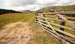 Gateway to the Fells Wallpaper