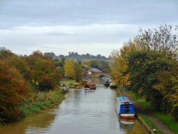 Canal at Braunston Wallpaper