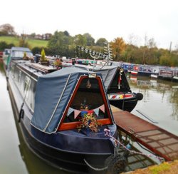 Boats in Braunston Marina Wallpaper