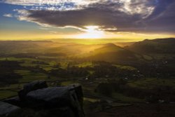 Sunset on Curbar Edge 3 Wallpaper