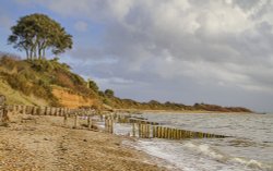 Lepe Beach Wallpaper