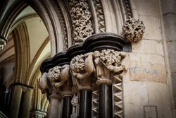 Lincoln Cathedral, capitals. Wallpaper