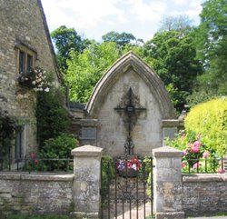 Castle Combe Memorial - July, 2008 Wallpaper